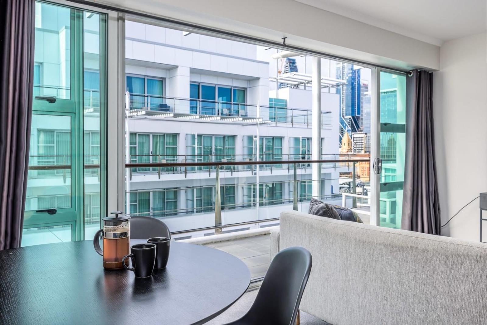 Beautiful Renovated 2 X Bdrm,Perfect Location Lägenhet Auckland Exteriör bild