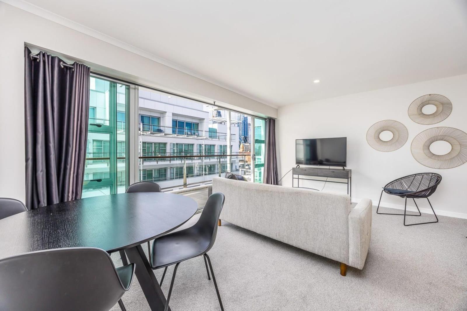 Beautiful Renovated 2 X Bdrm,Perfect Location Lägenhet Auckland Exteriör bild